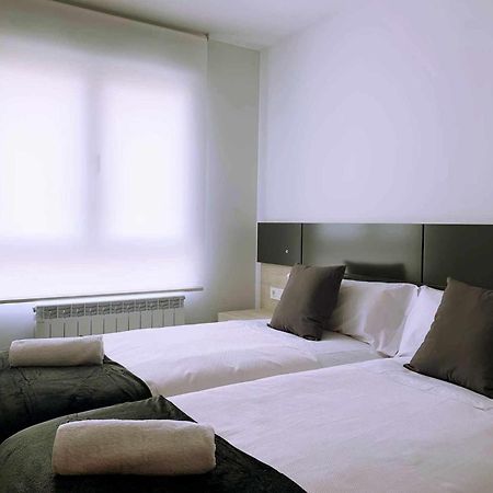 Ramon Y Cajal Suites De Luxe Леон Экстерьер фото