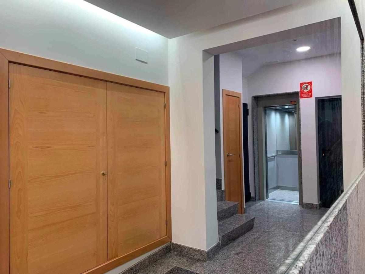 Ramon Y Cajal Suites De Luxe Леон Экстерьер фото