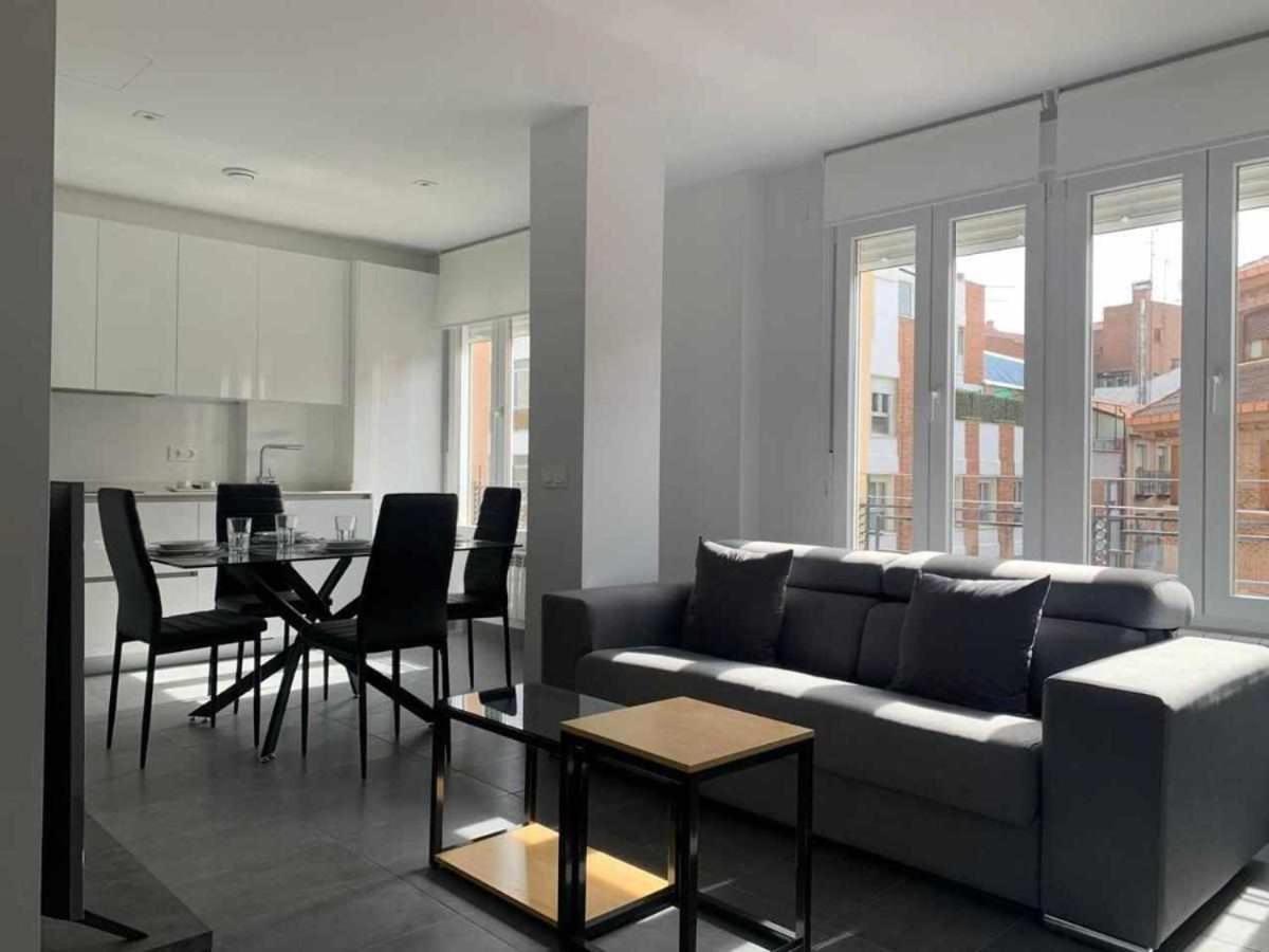 Ramon Y Cajal Suites De Luxe Леон Экстерьер фото