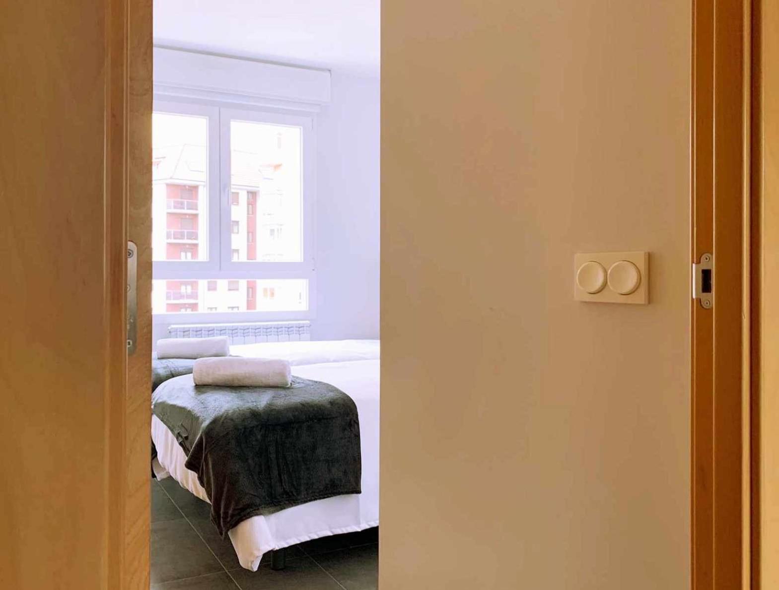 Ramon Y Cajal Suites De Luxe Леон Экстерьер фото