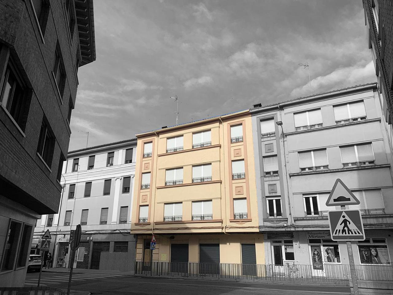 Ramon Y Cajal Suites De Luxe Леон Экстерьер фото
