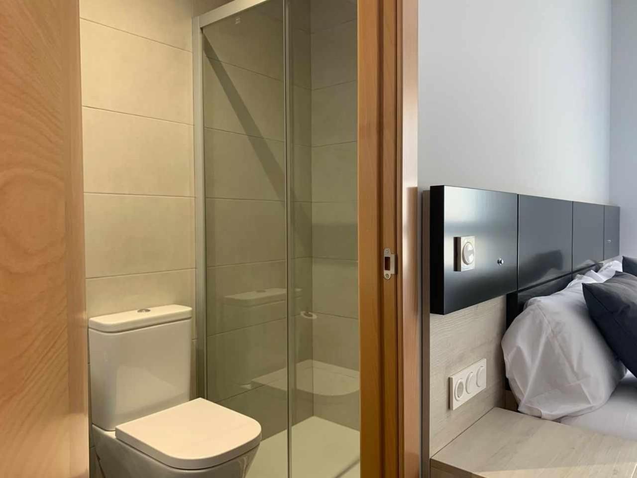 Ramon Y Cajal Suites De Luxe Леон Экстерьер фото