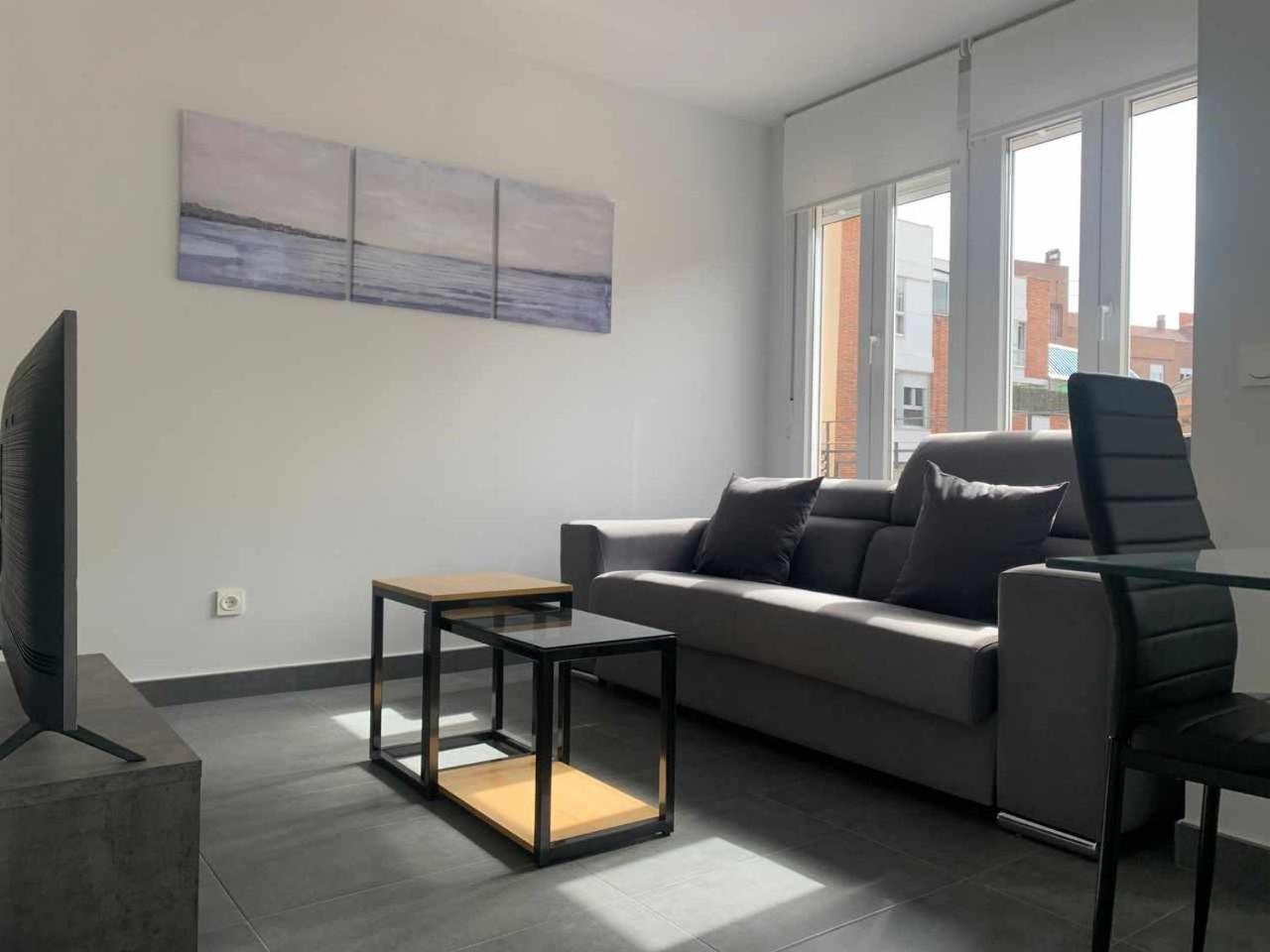 Ramon Y Cajal Suites De Luxe Леон Экстерьер фото